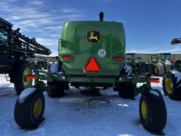 2024 John Deere W235R - Photo3