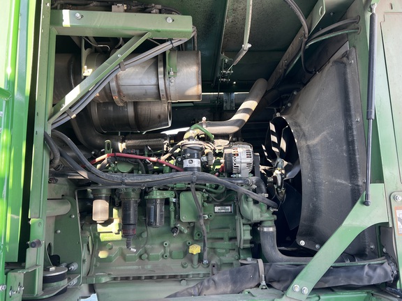 2024 John Deere W235R - Photo14