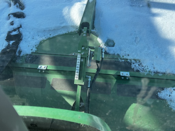 2024 John Deere W235R - Photo36