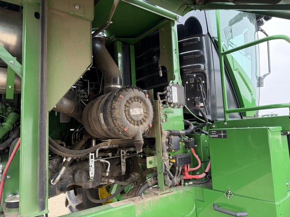 2024 John Deere W235R - Photo19