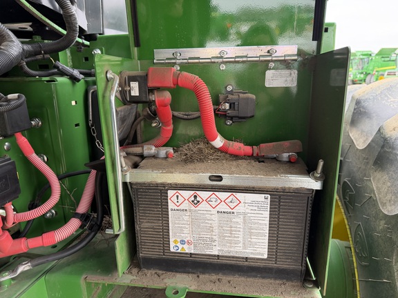 2024 John Deere W235R - Photo20