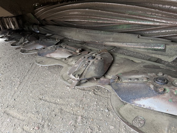 2024 John Deere W235R - Photo32