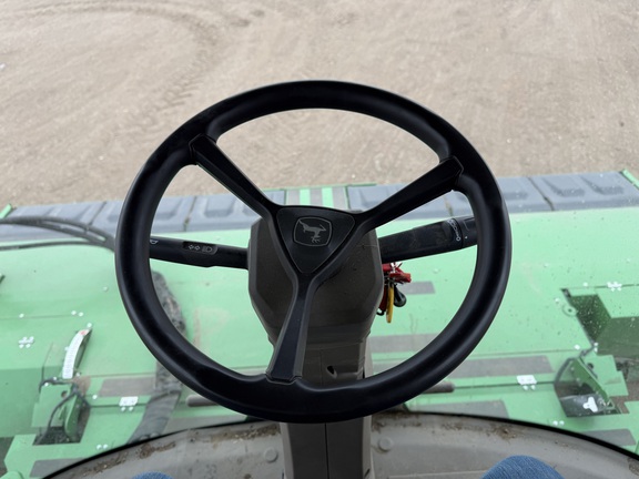 2024 John Deere W235R - Photo41
