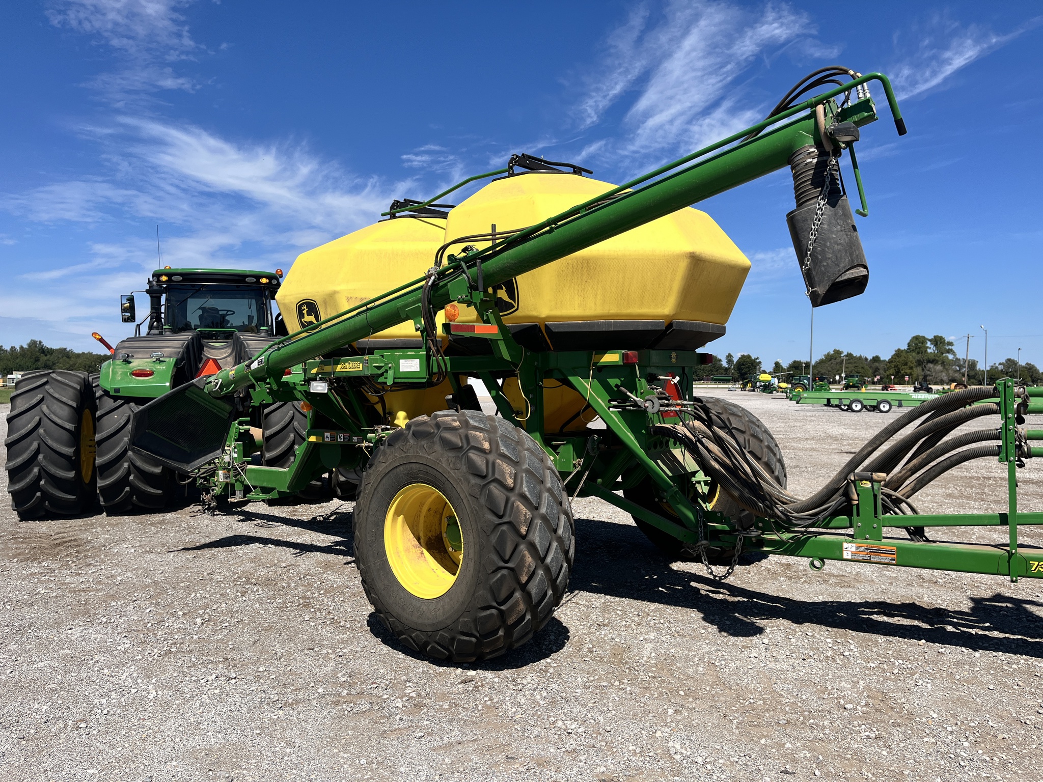 2012 John Deere 730 Image 3