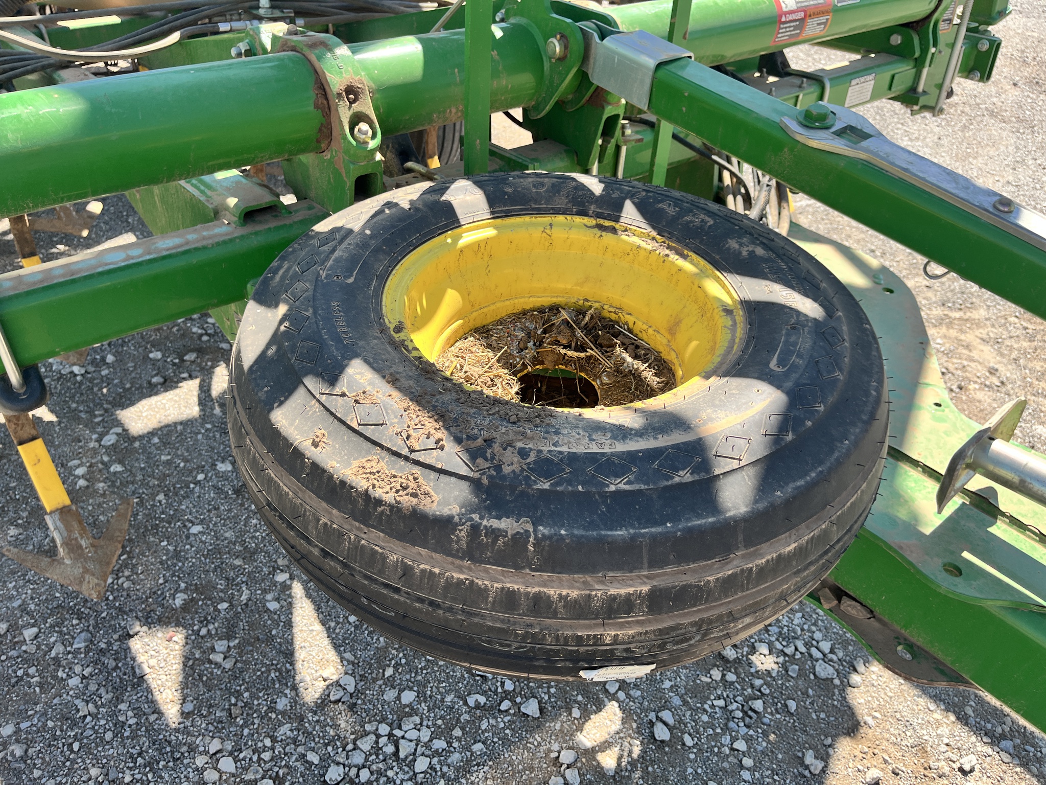 2012 John Deere 730 Image 19