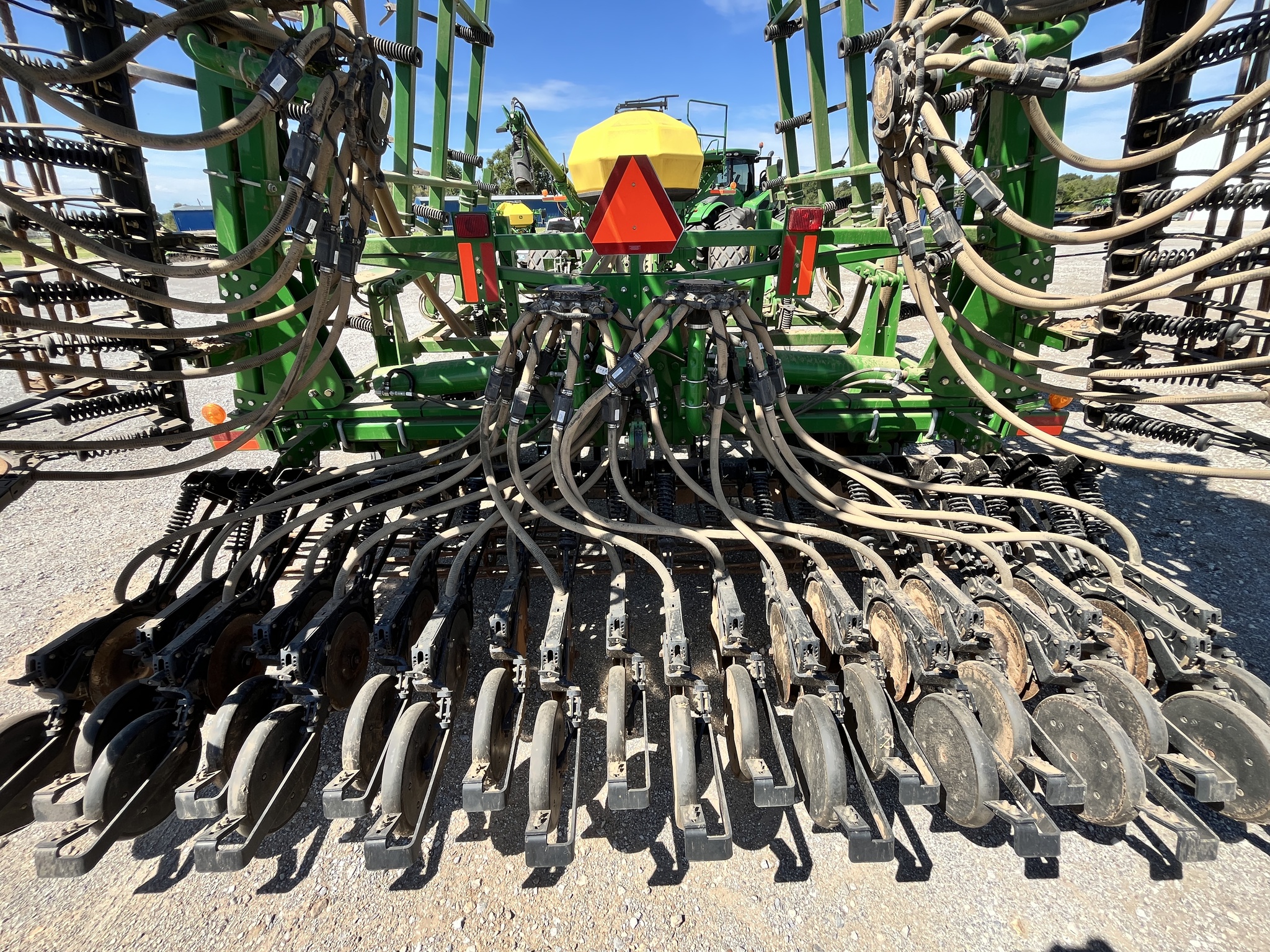 2012 John Deere 730 Image 27