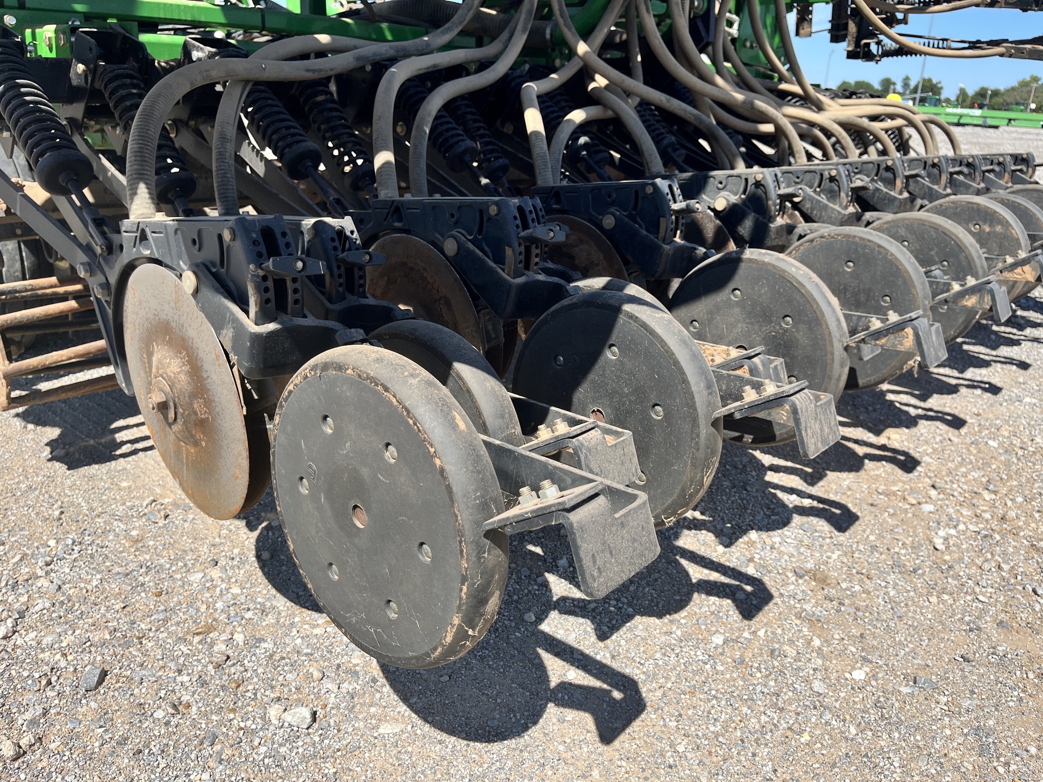 2012 John Deere 730 Image 30