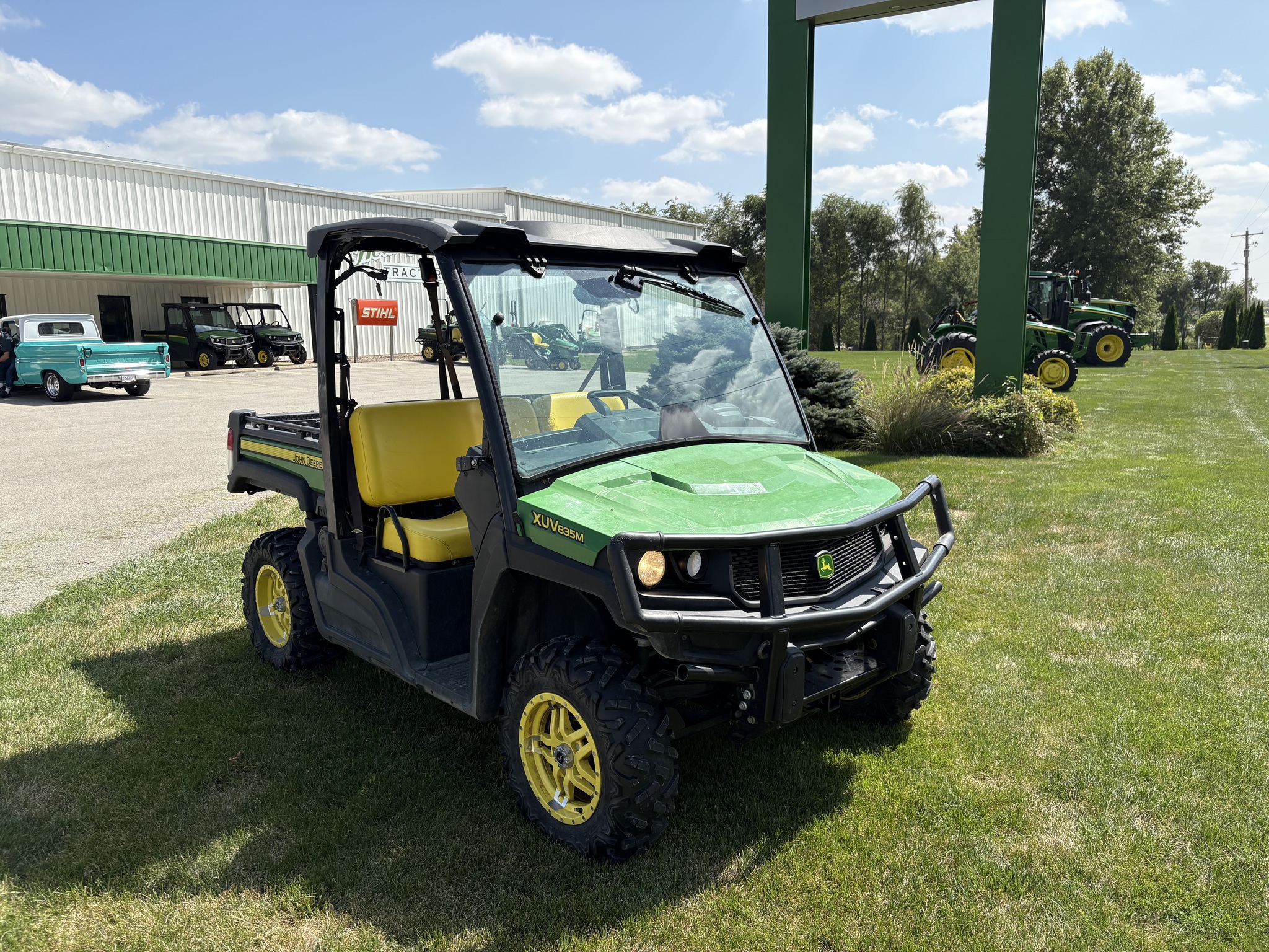  2020 John Deere XUV 835M at Heritage Tractor in Kewanee, IL