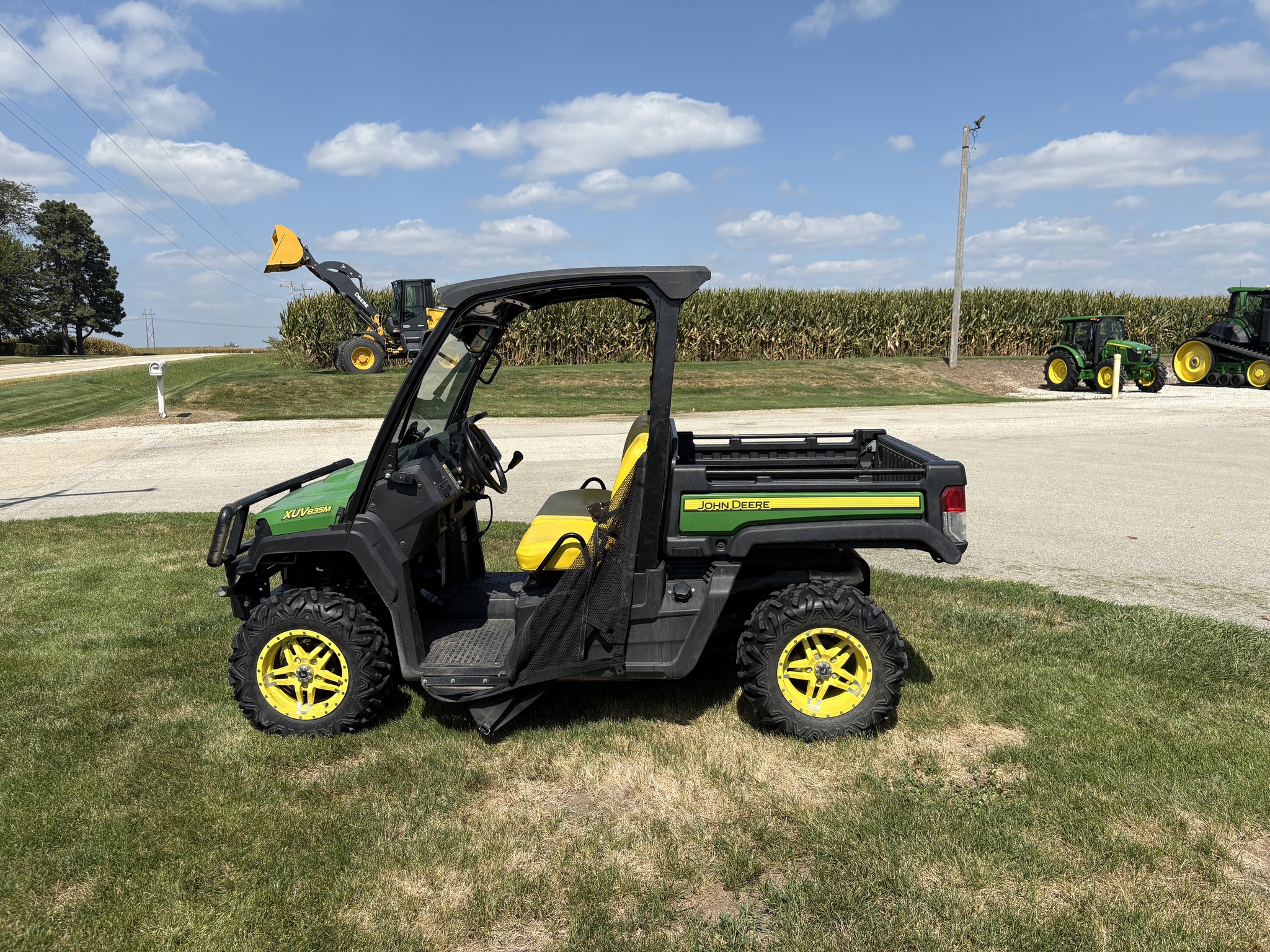  2020 John Deere XUV 835M at Heritage Tractor in Kewanee, IL