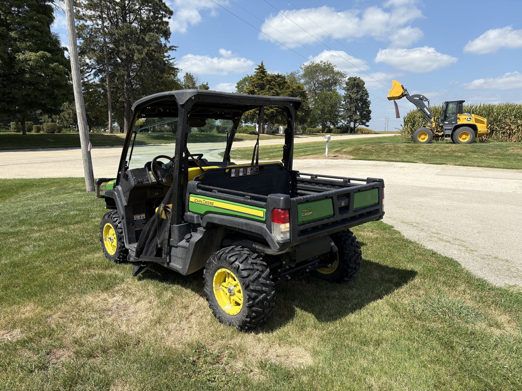  2020 John Deere XUV 835M at Heritage Tractor in Kewanee, IL