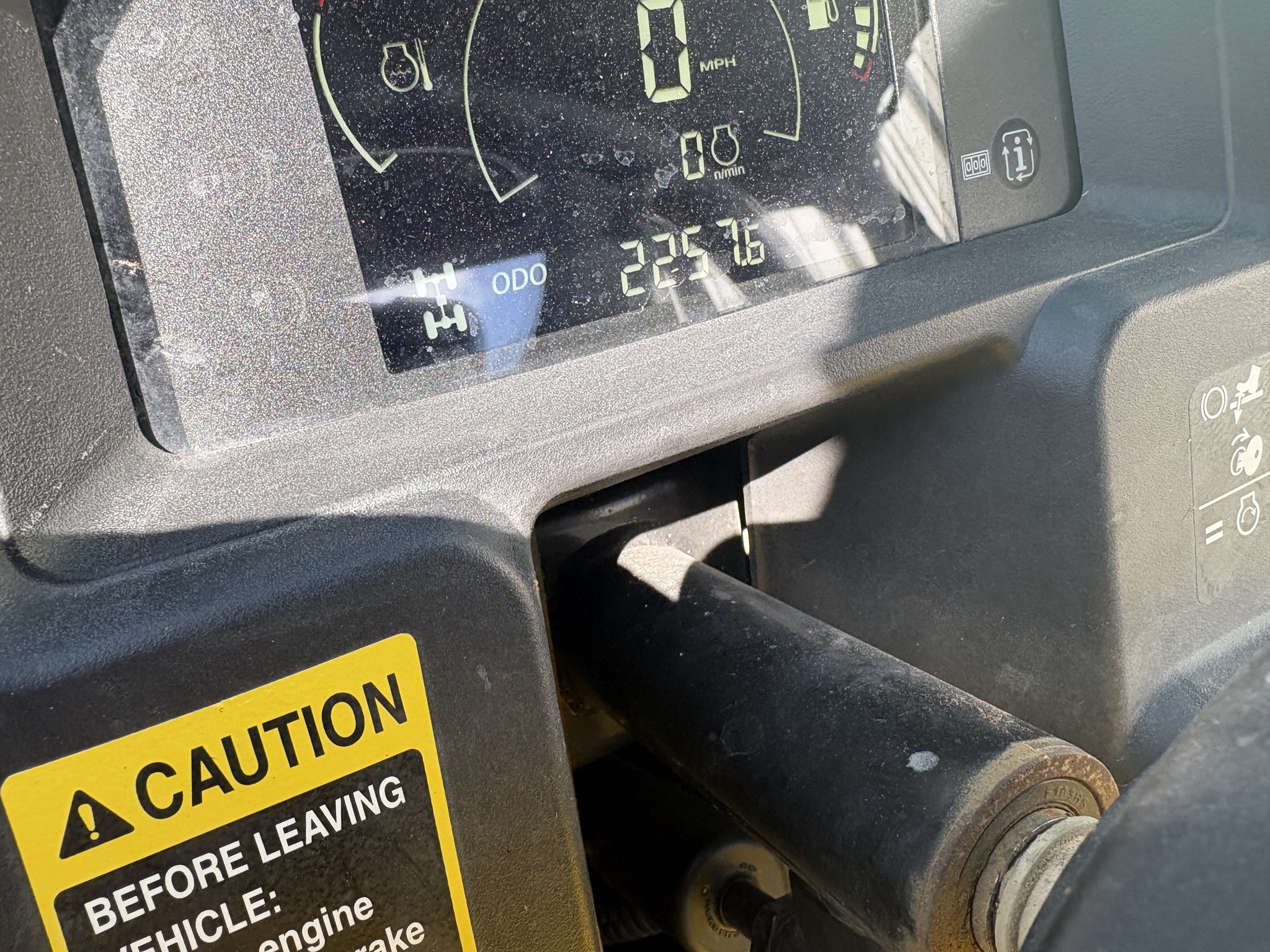 2020 John Deere XUV 835M at Heritage Tractor in Kewanee, IL