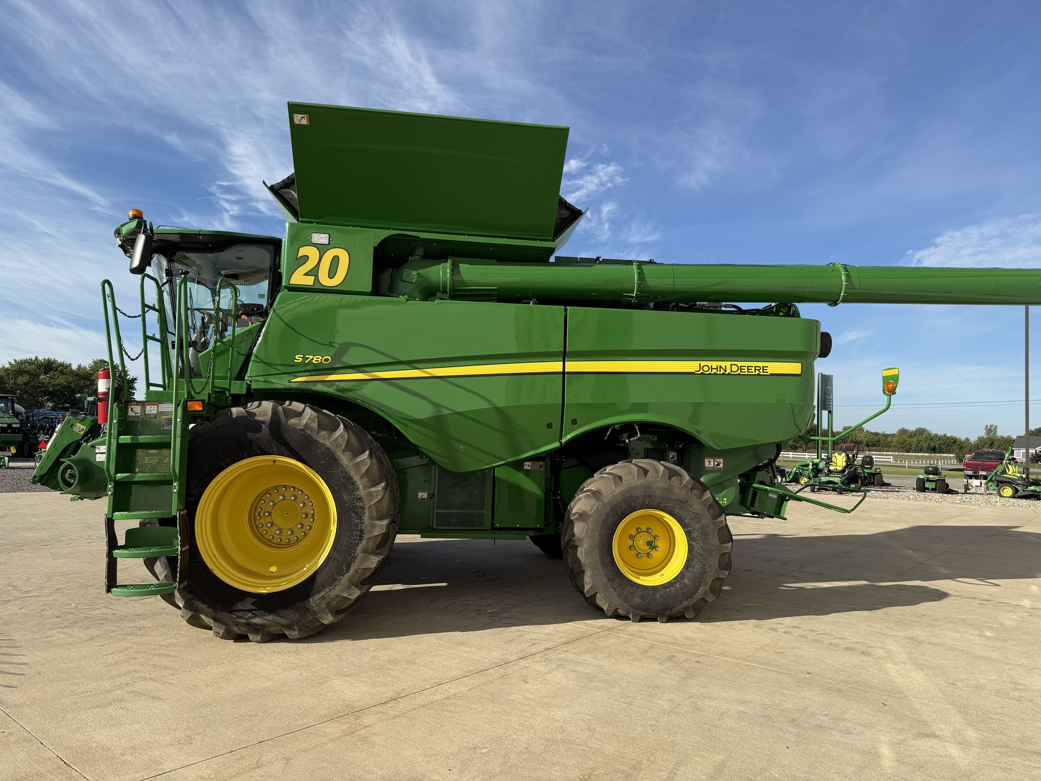 2020 John Deere S780 Image 6