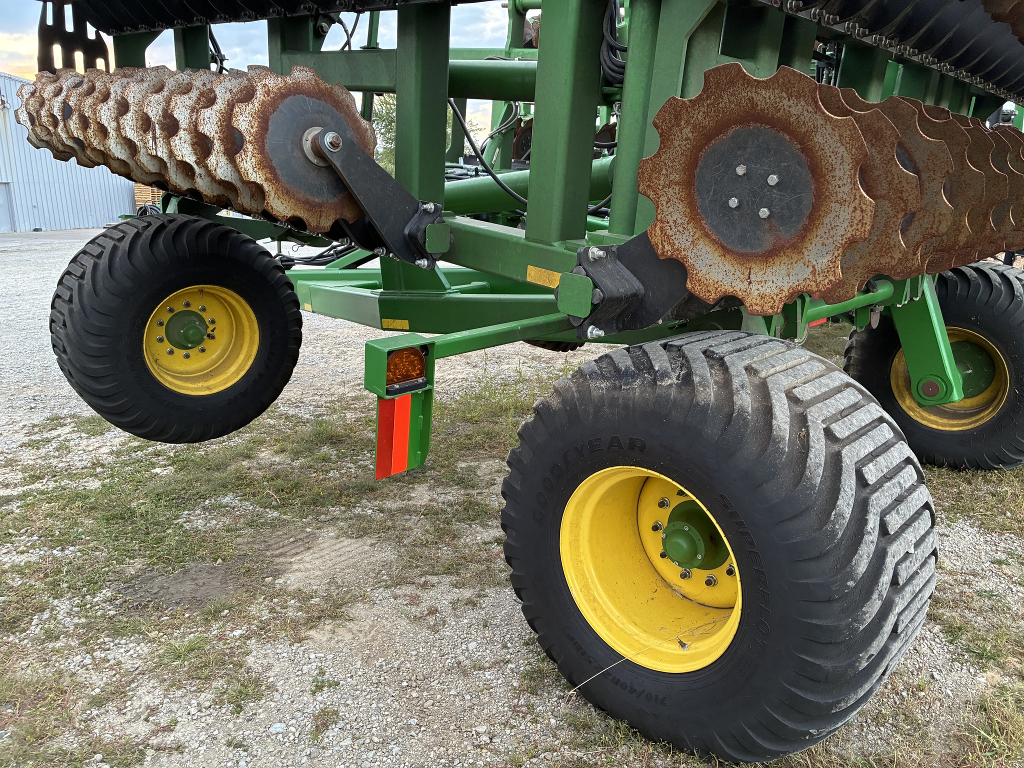 2024 John Deere 2680H Image 3