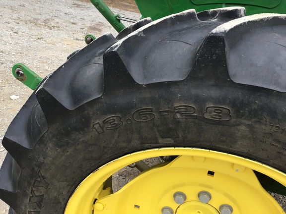 Photo of 2022 John Deere 5045E