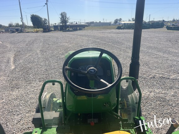 Photo of 2022 John Deere 5045E