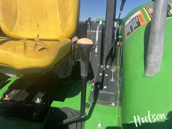 Photo of 2022 John Deere 5045E
