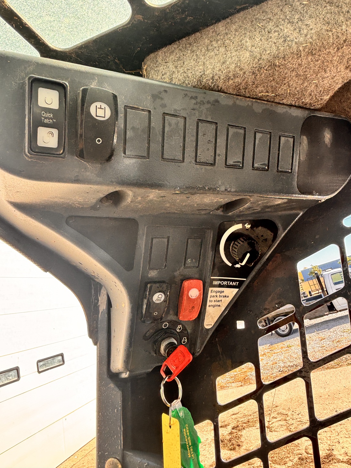 2012 John Deere 320D Image 6