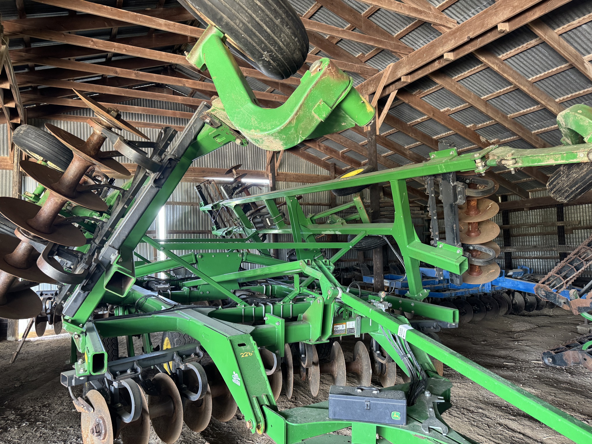 2013 John Deere 2720 Image 2