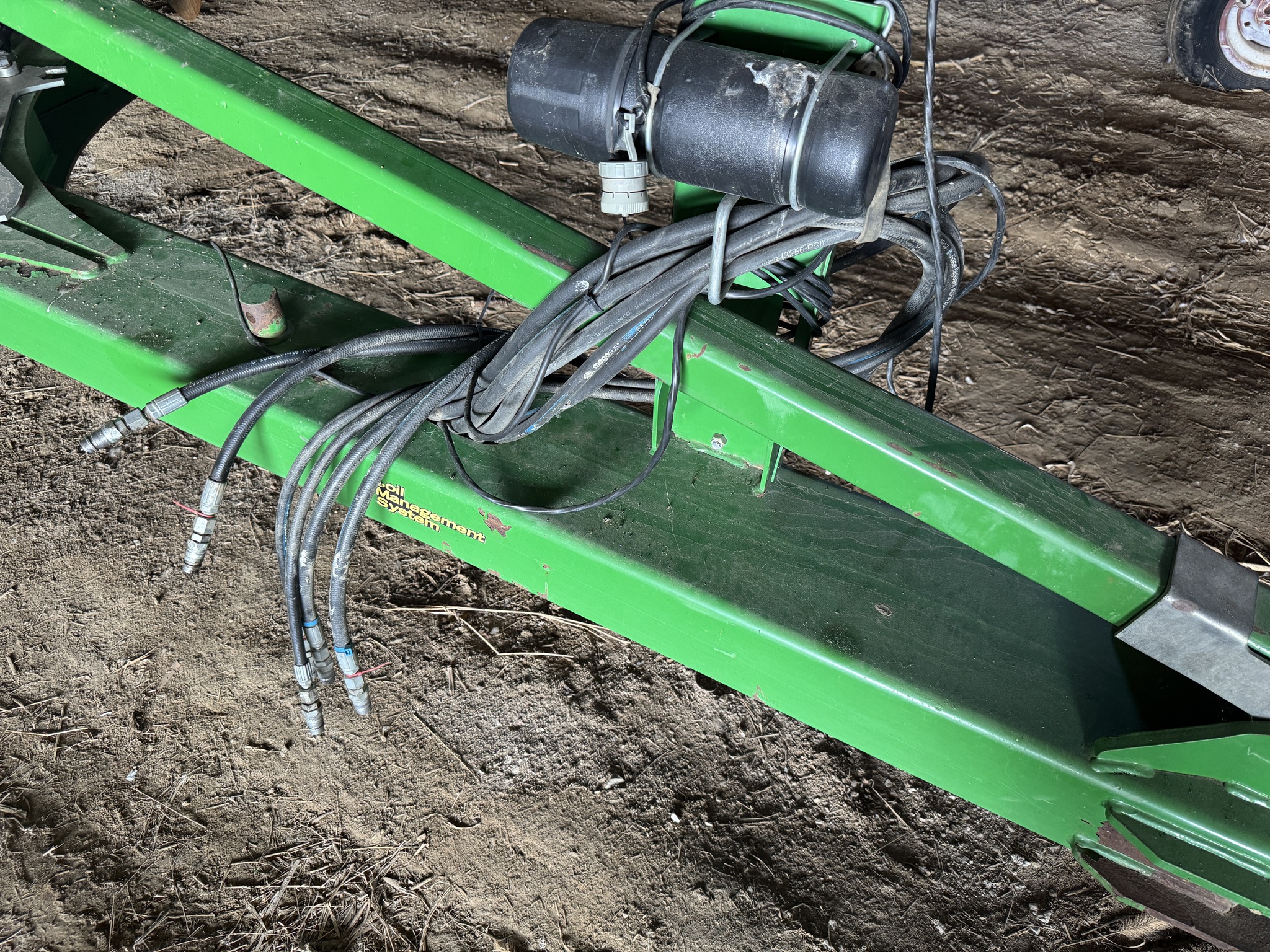 2013 John Deere 2720 Image 4