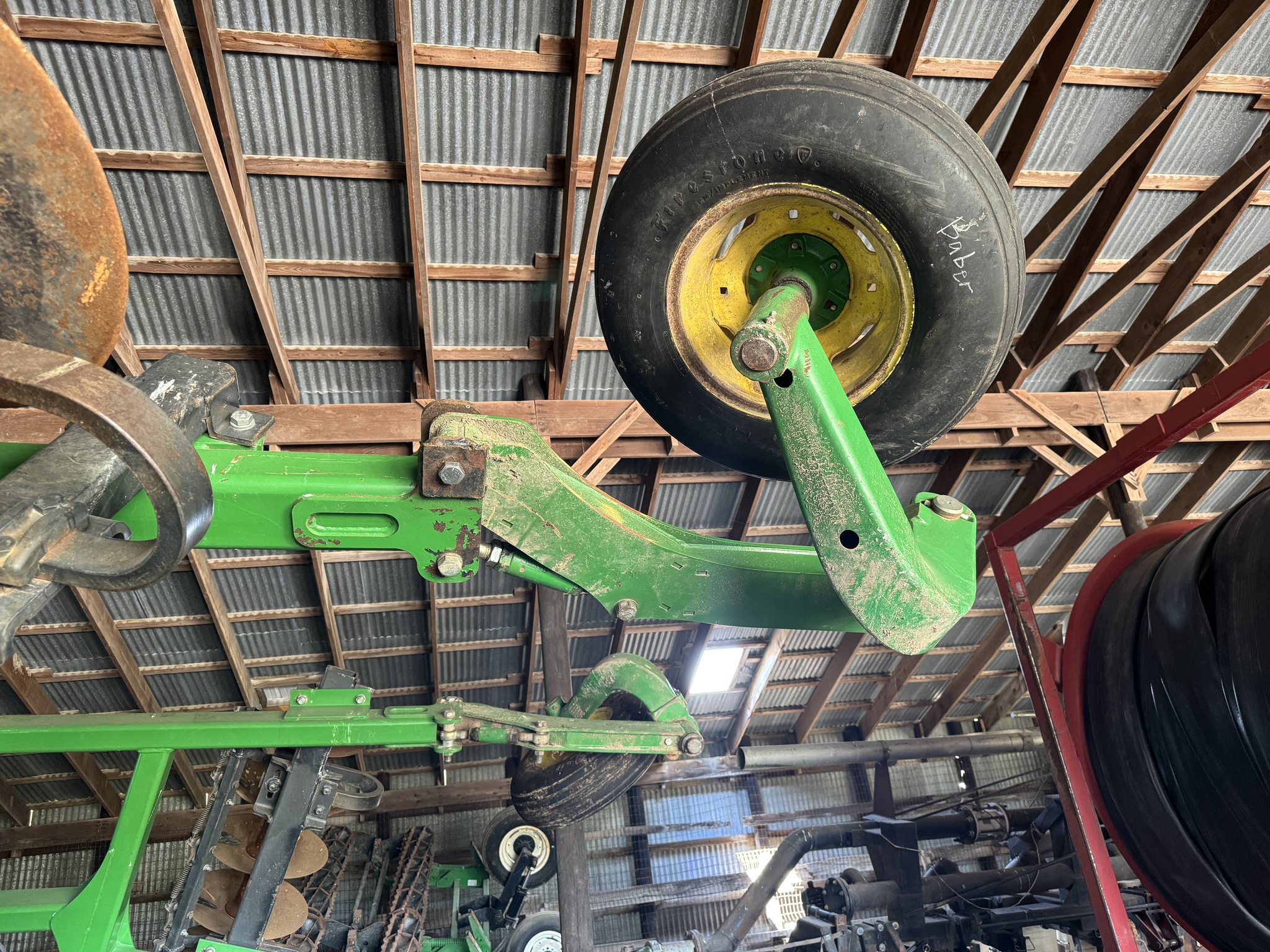 2013 John Deere 2720 Image 9