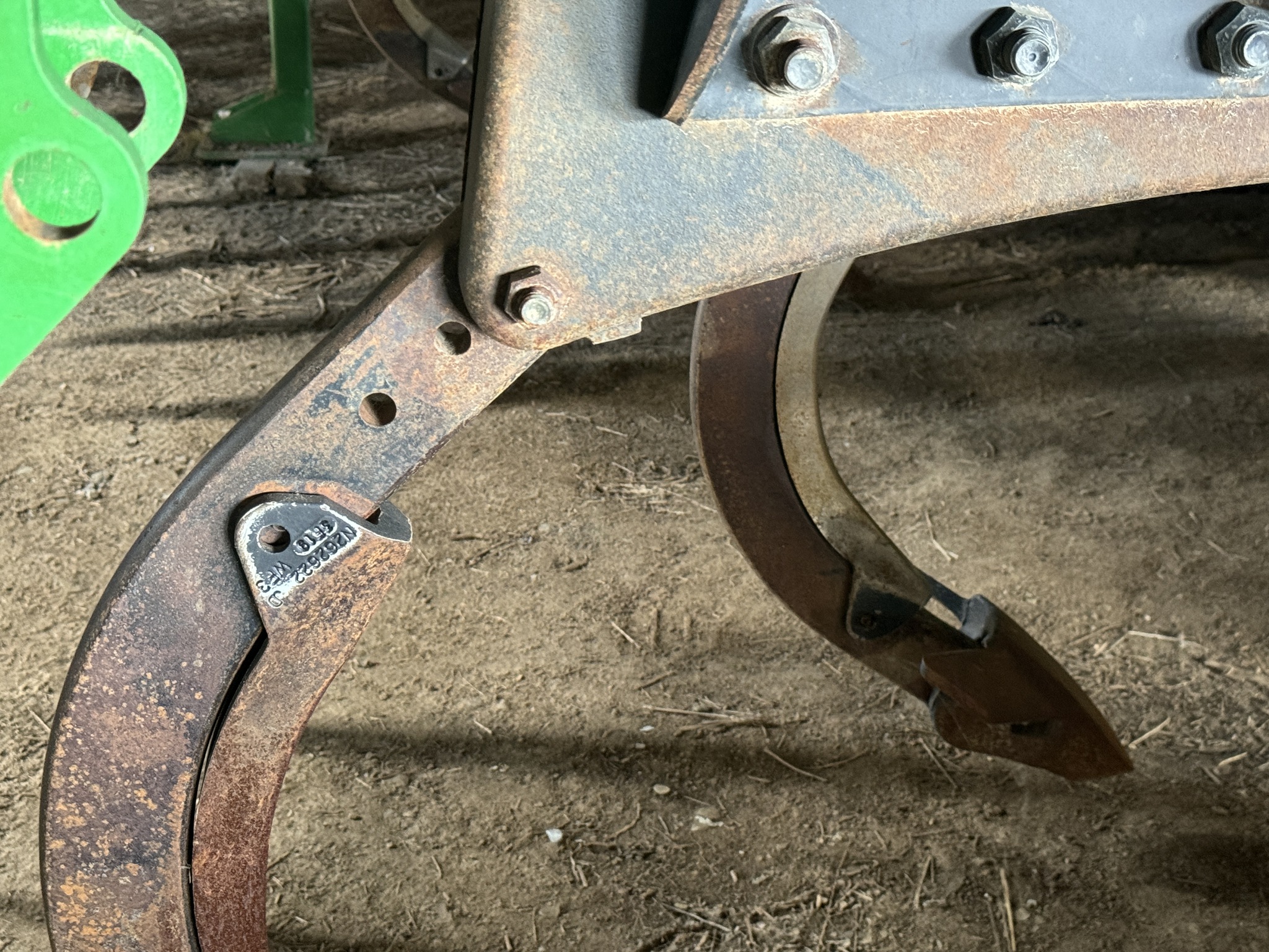 2013 John Deere 2720 Image 14