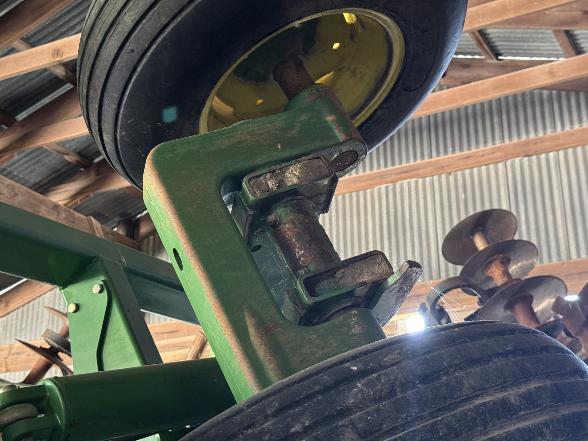 2013 John Deere 2720 Image 27
