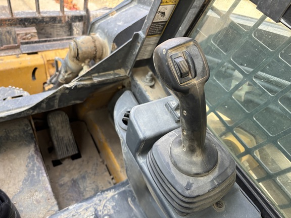 Used 2019 John Deere 317G Compact Track Loaders at Koenig Equipment in Anna, OH - Photo11