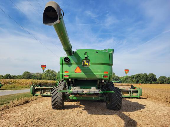 Photo of 2022 John Deere S780