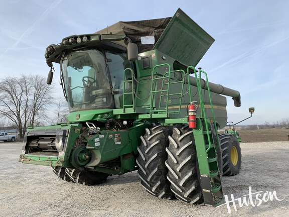 Photo of 2022 John Deere S780