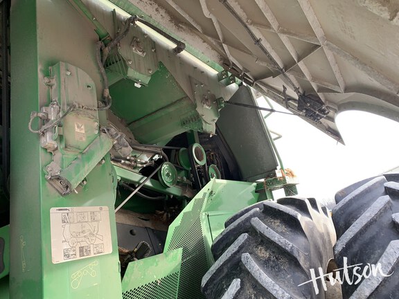 Photo of 2022 John Deere S780