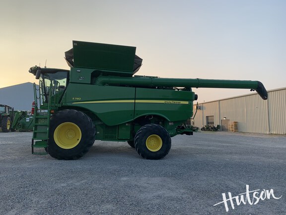 Photo of 2022 John Deere S780