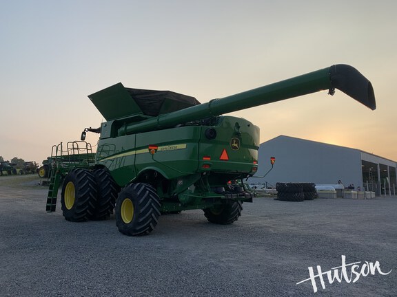Photo of 2022 John Deere S780