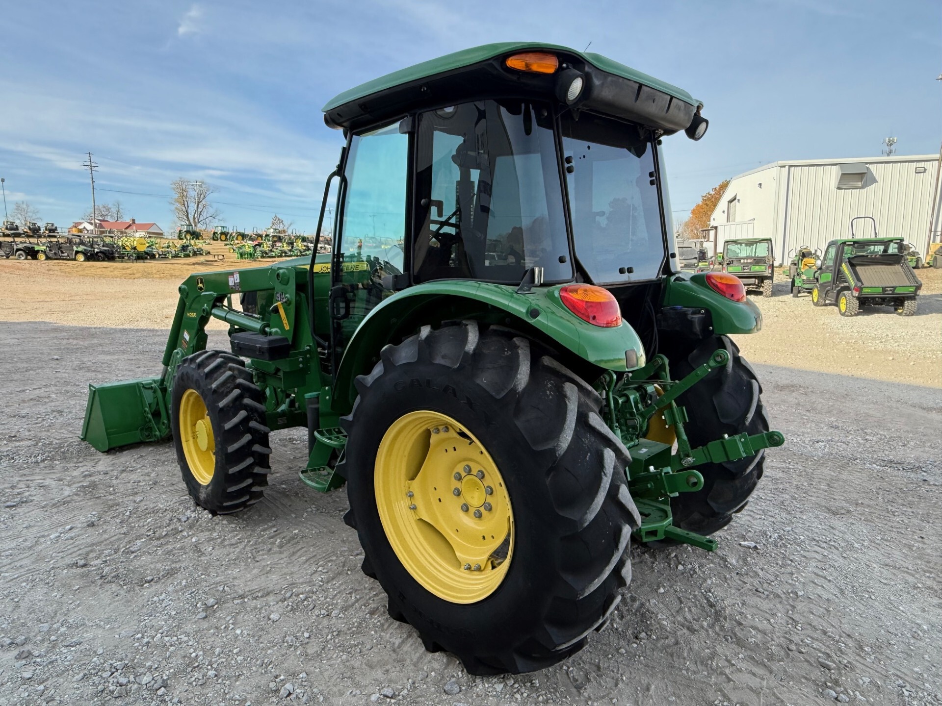 2015 John Deere 5100E Image 6