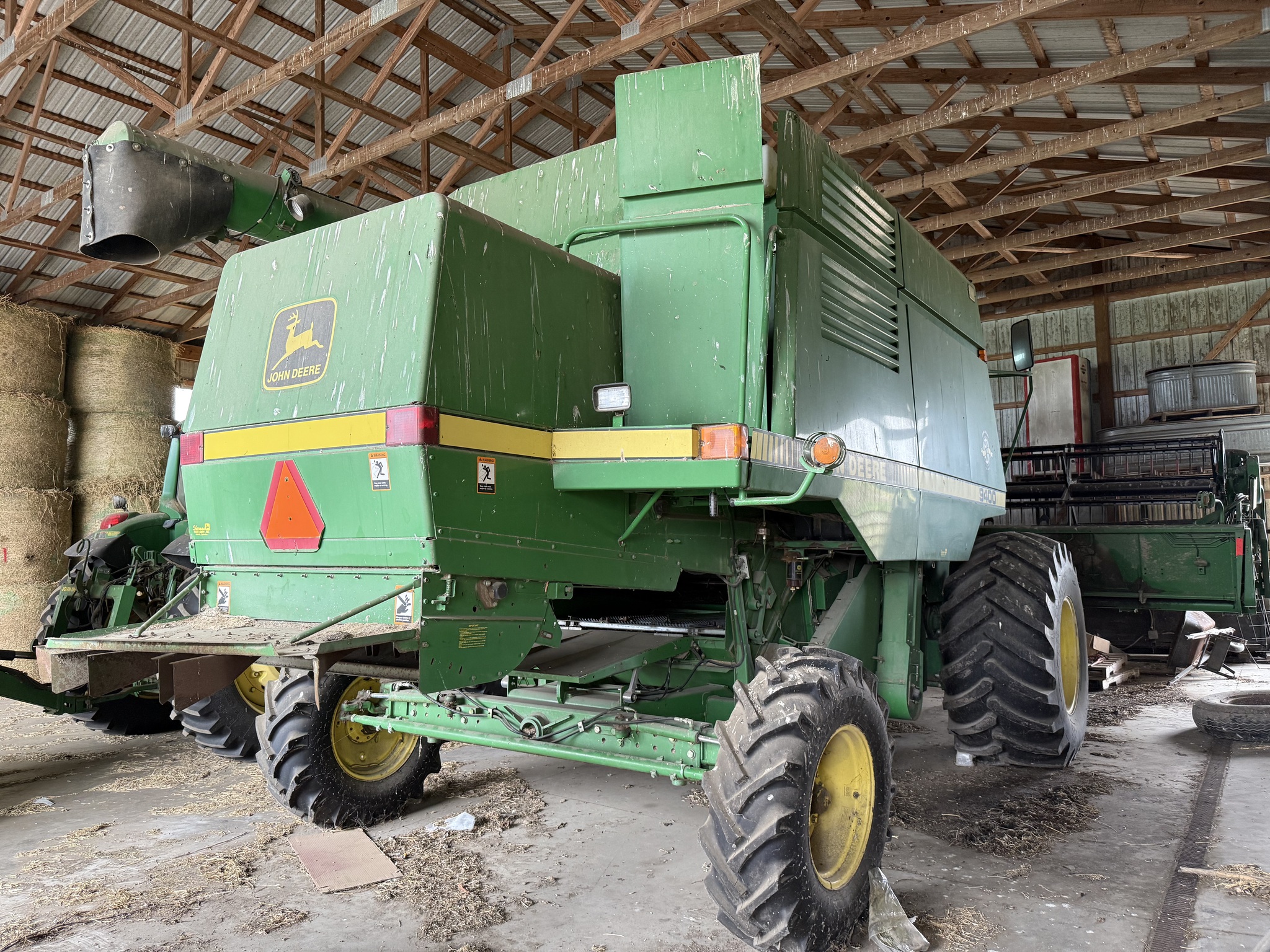1997 John Deere 9400 Image 2