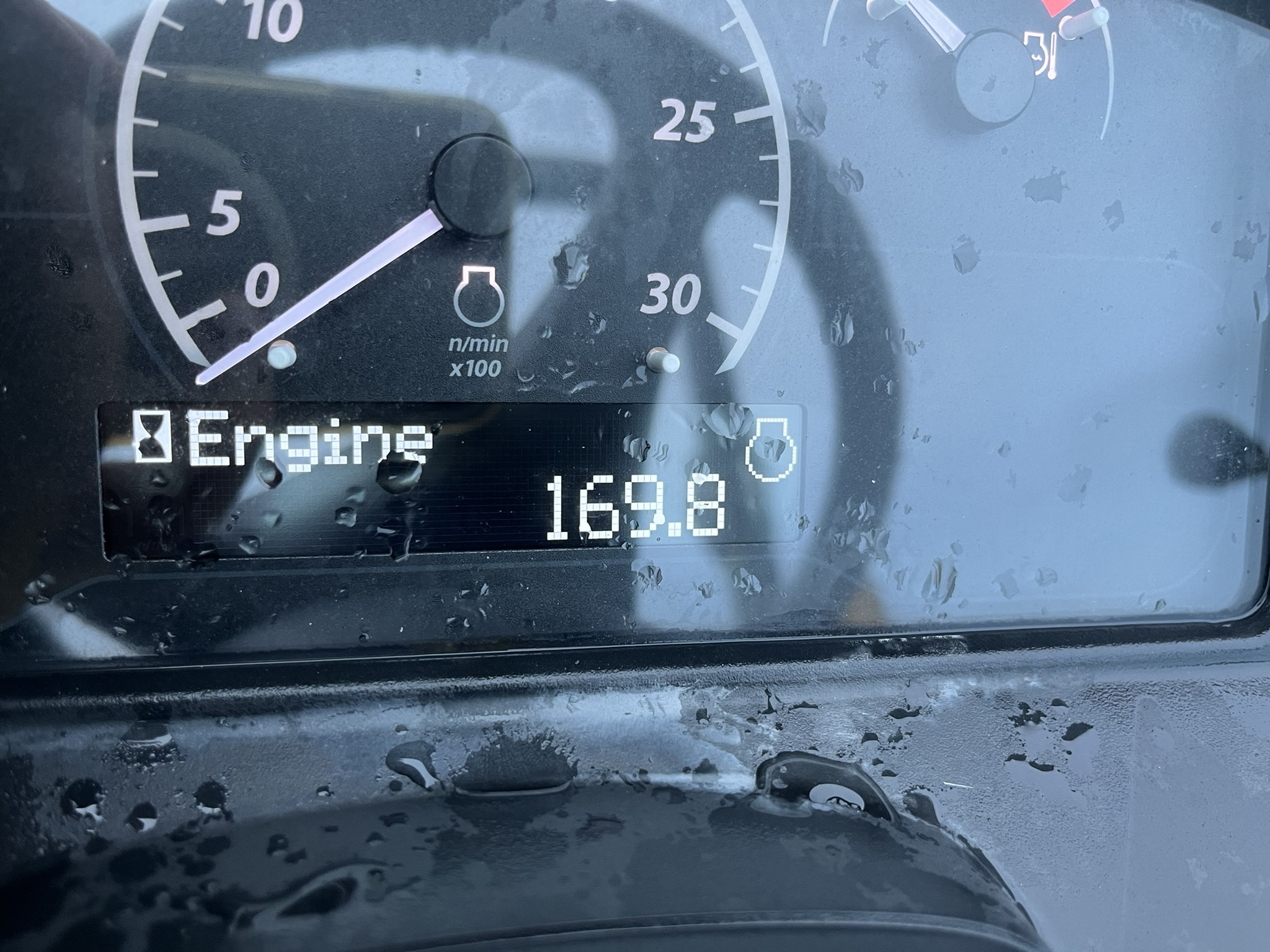 2023 John Deere 3038E Image 6