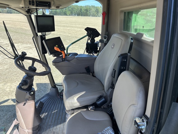 Used 2023 John Deere S770 Combines at Koenig Equipment in Oxford, OH - Photo7