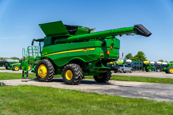 Used 2023 John Deere S770 Combines at Koenig Equipment in Anna, OH - Photo2