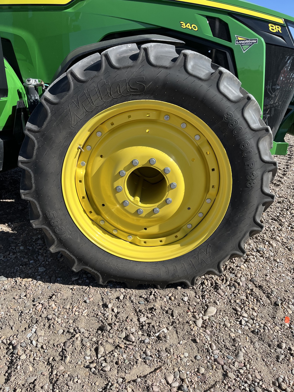 2024 John Deere 8R 340 Image 11