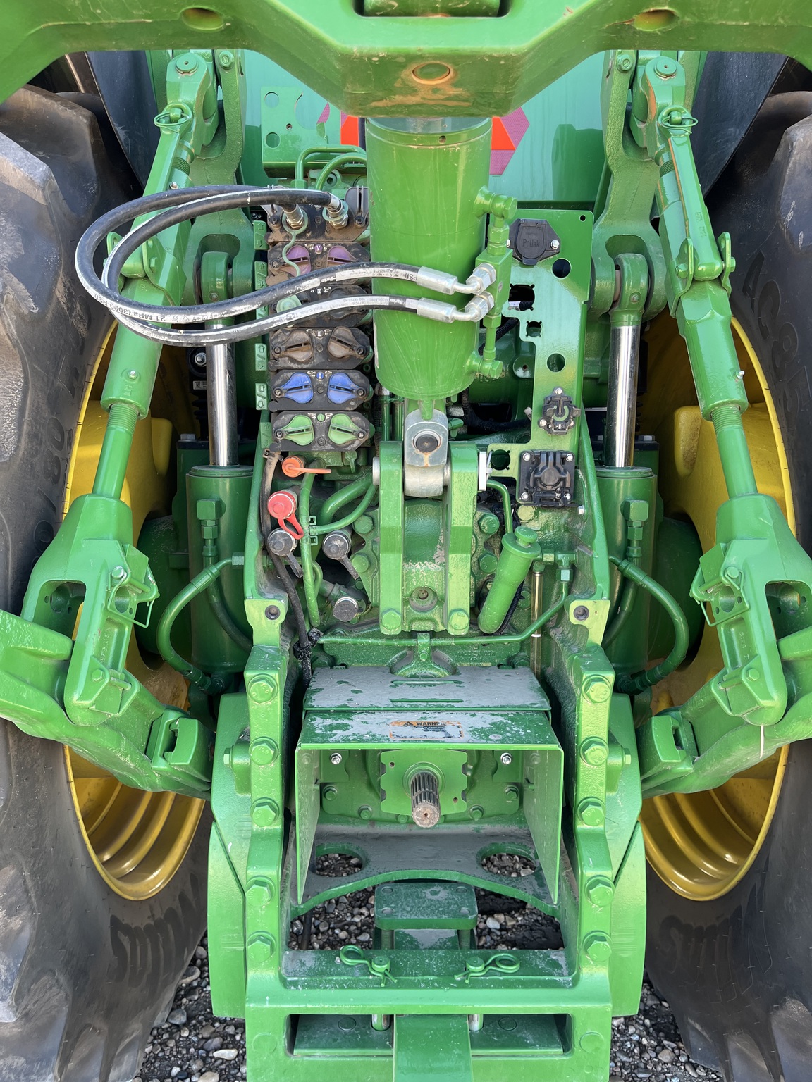 2024 John Deere 8R 340 Image 13