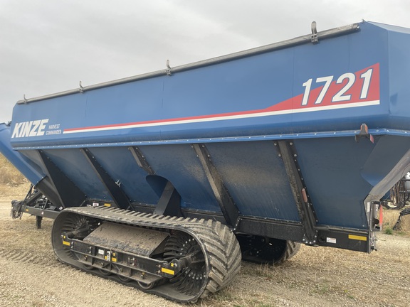 2023 Kinze 1721 - Photo2
