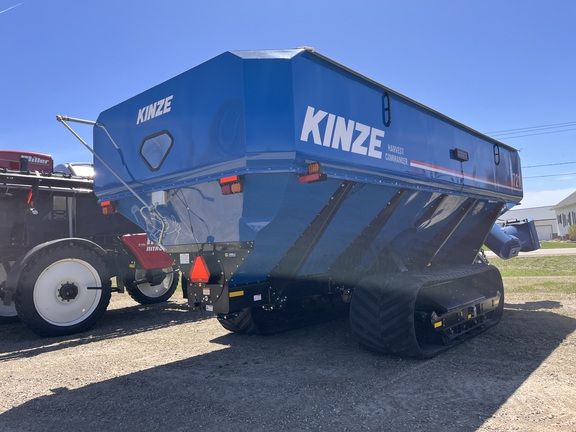 2023 Kinze 1721 - Photo6