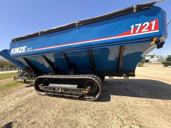 2023 Kinze 1721 - Photo9