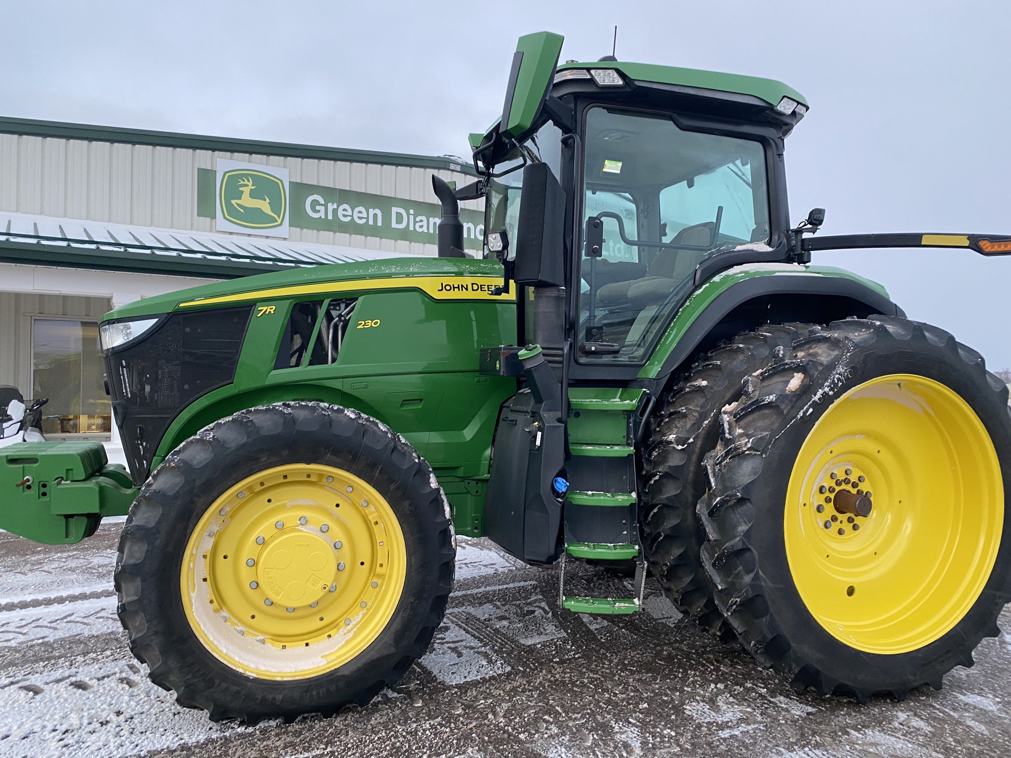 2021 John Deere 7R 230 Image 6