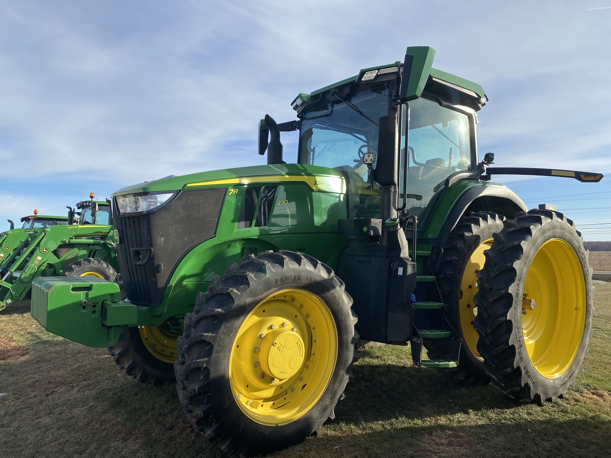 2021 John Deere 7R 230 Image 1