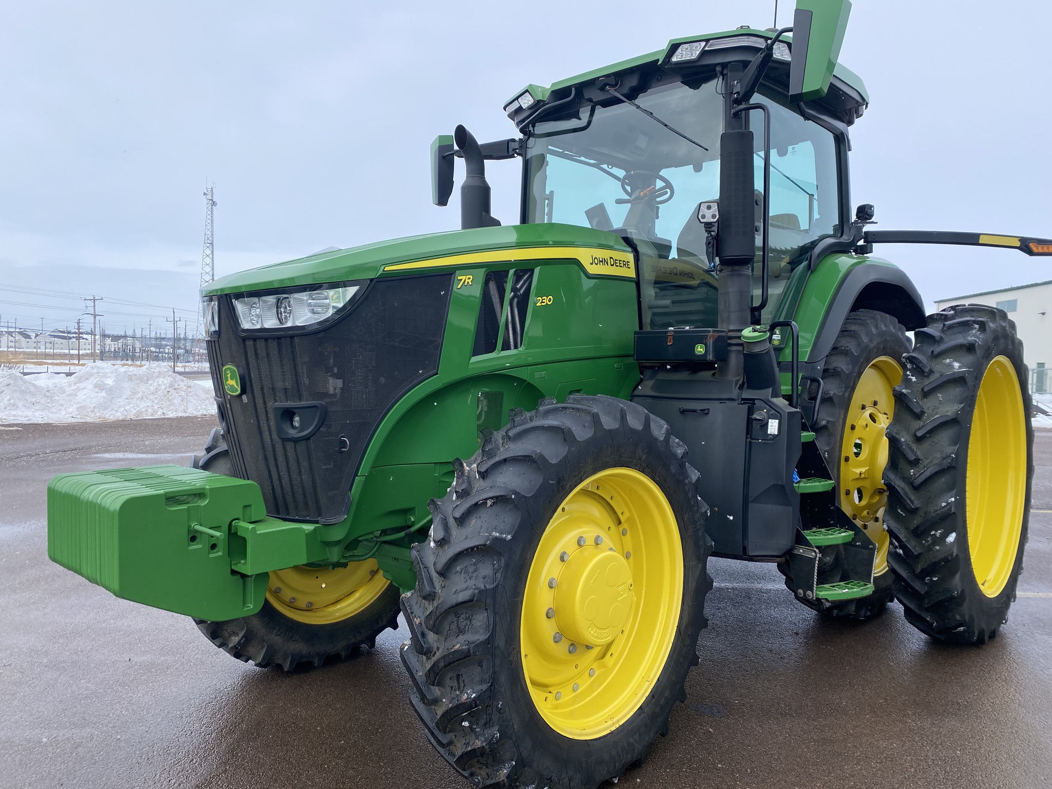 2021 John Deere 7R 230 Image 4