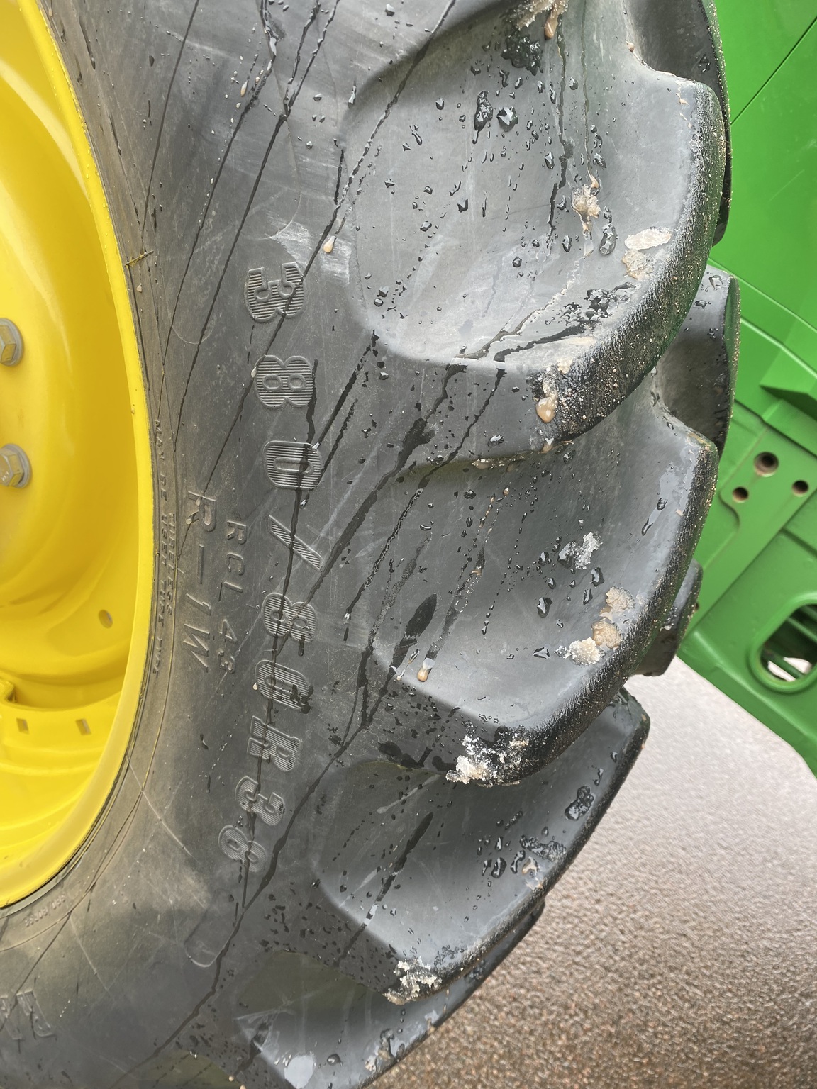 2021 John Deere 7R 230 Image 16