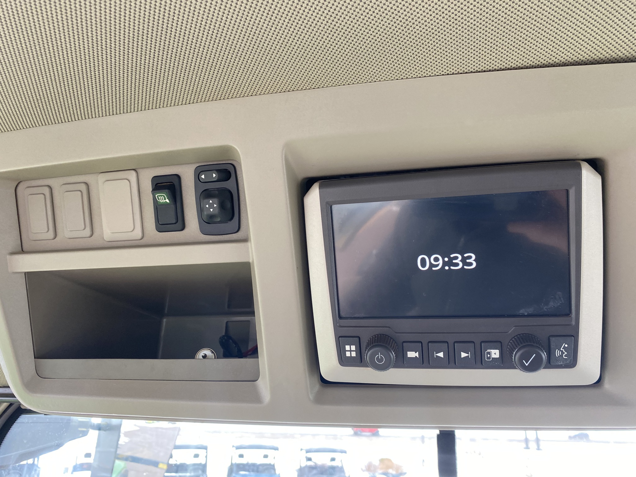 2021 John Deere 7R 230 Image 8