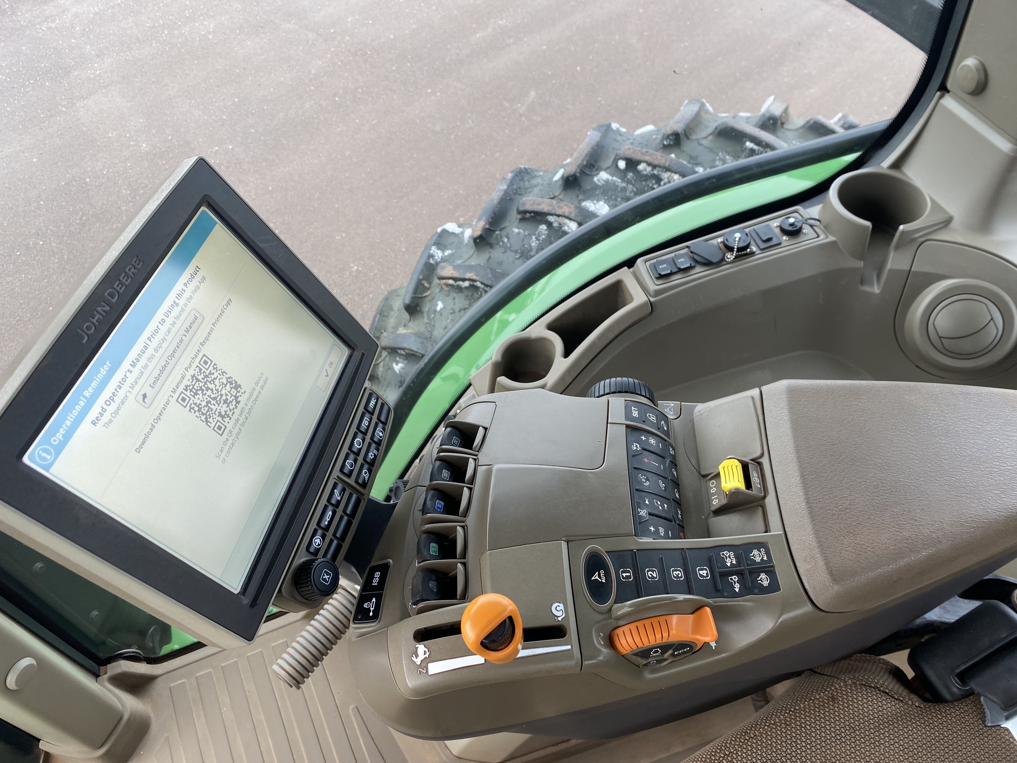 2021 John Deere 7R 230 Image 10