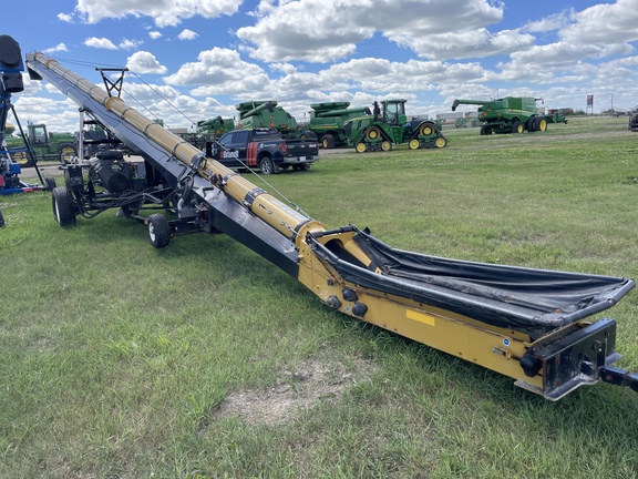 Photo of a 2021 Convey-All 1658-TL
