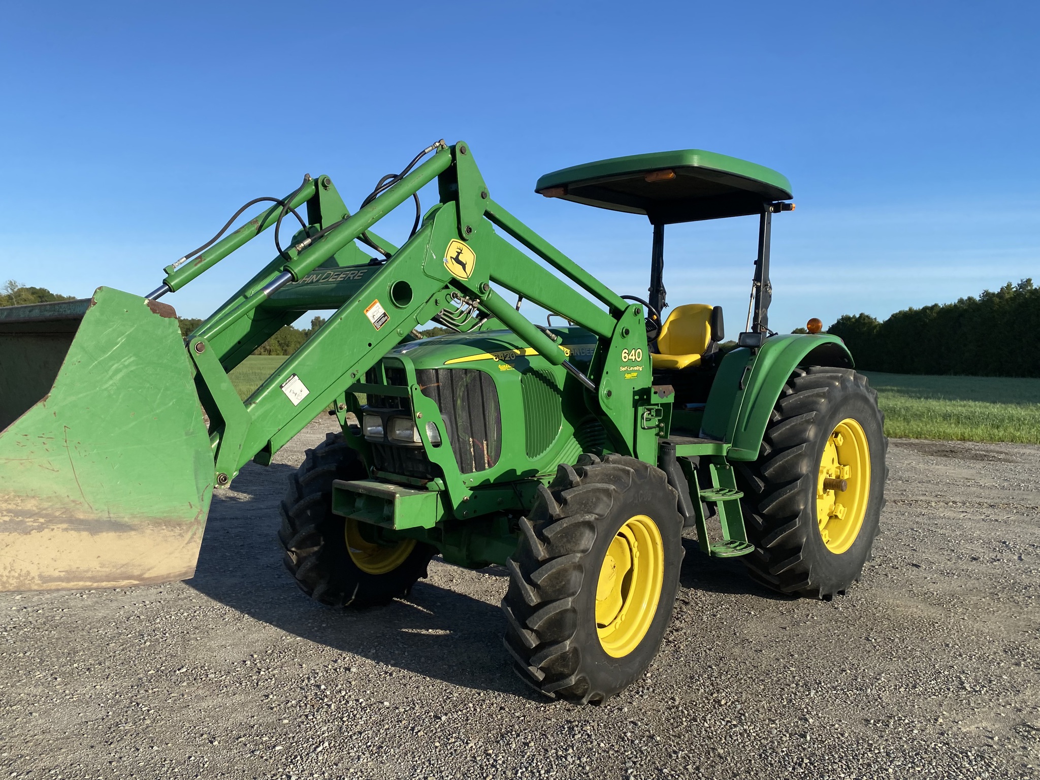 2004 John Deere 6420 Image 1